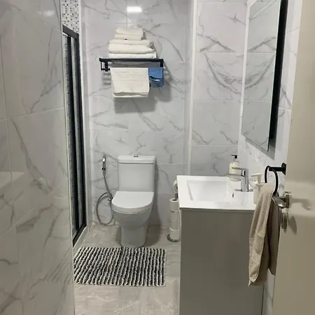 Comfortable Flat In Seixal * Paio Pires